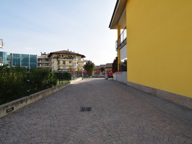 Pinerolo---Appartamento-di-recente-costruzione-con-terrazzo-