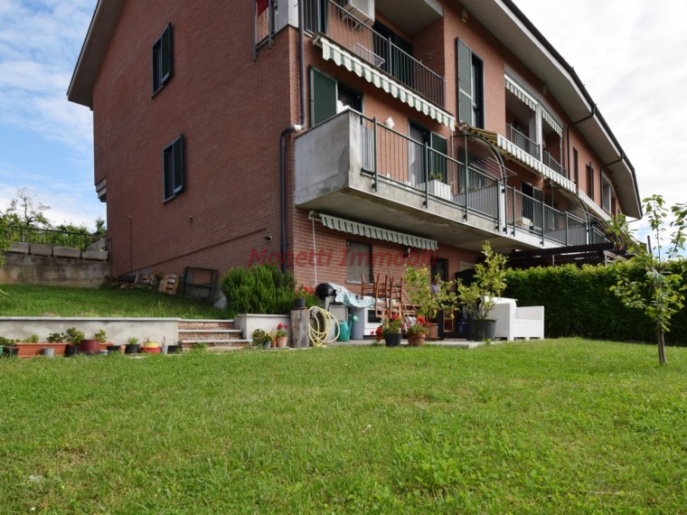 Vicinanze-San-Secondo-di-Pinerolo---Villa-a-schiera-angolare-con-giardino-privato